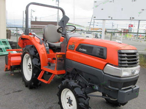 Японский мини-трактор Kubota KL23