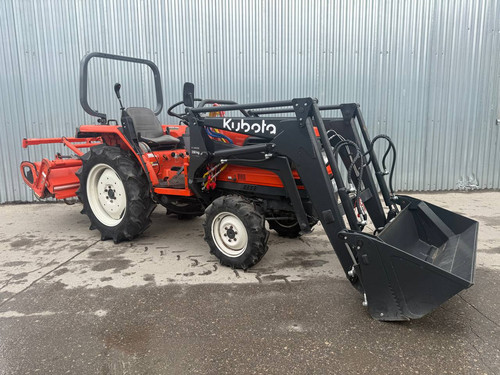 Японский мини-трактор Kubota GL-240 с ПСМ