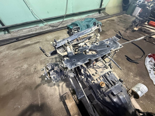 Двигатель + Шасси трактора Yanmar F-180